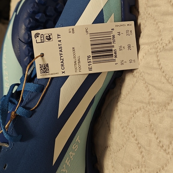 Crazyfast turf shoes - Picture 3 of 3